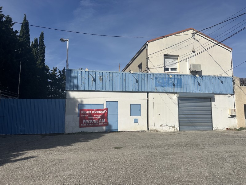 immeuble d'activités à louer à rognac en bordure de route entrepôt et bureaux 13340 