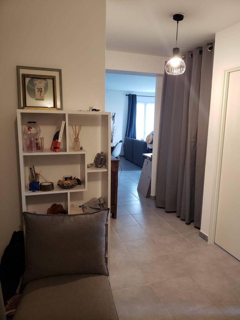 logement T3 en location ventabren 13122