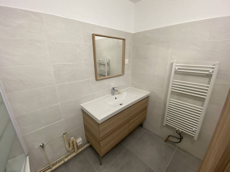 dans résidence calme et verdoyante vente d'un appartement T4 aix en provence