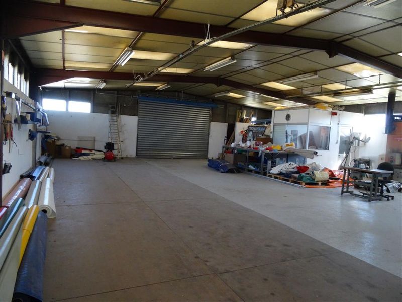 Entrepôt  Rognac  Zone industrielle les pins Proximité immédiate de la RN 113