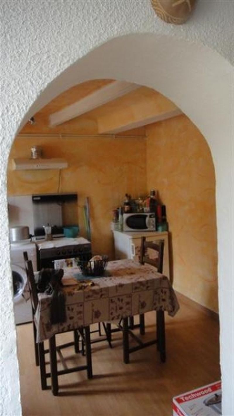 velaux village appartement T2 1 chambre bon etat