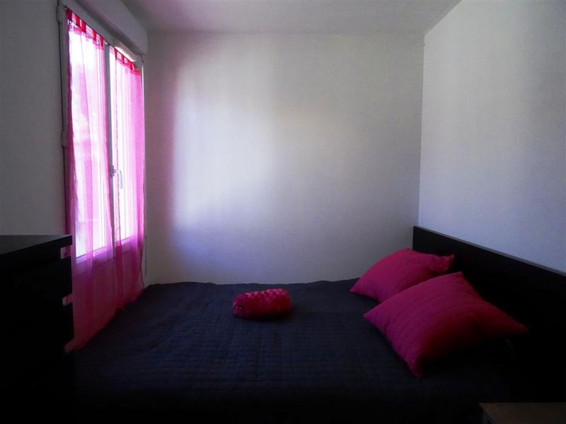 chambre exposée nord d'un appartement à velaux