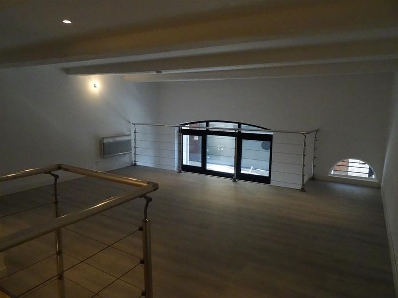 mezzanine bureau d'un appartement T2