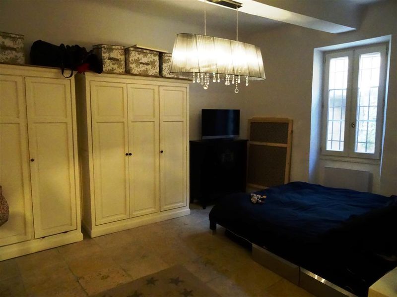 chambre avec salle de bain privative appartement T3 ventabren