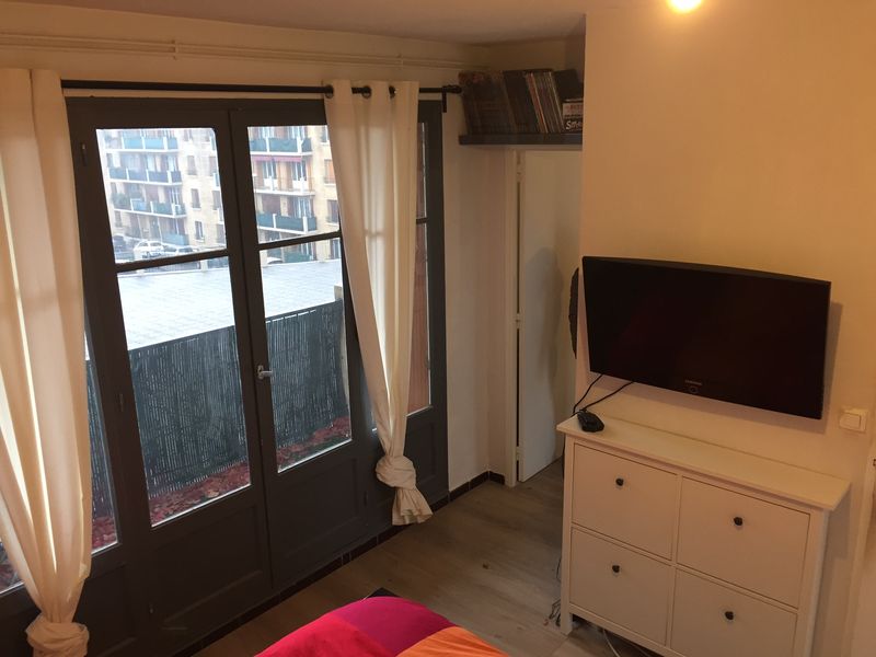 T2 avec balcon dans résidence calme aix en provence