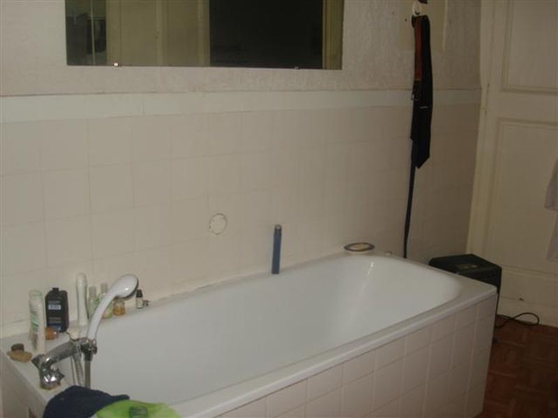 Appartement  pelissanne bouches du rhone  centre ville triple exposition ideal professions liberales