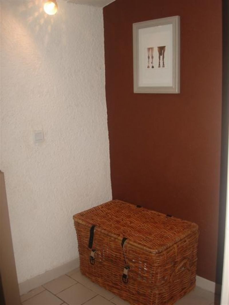 Maison de village  velaux 13 bouches du rhone  village secteur calme maison tres lumineuse