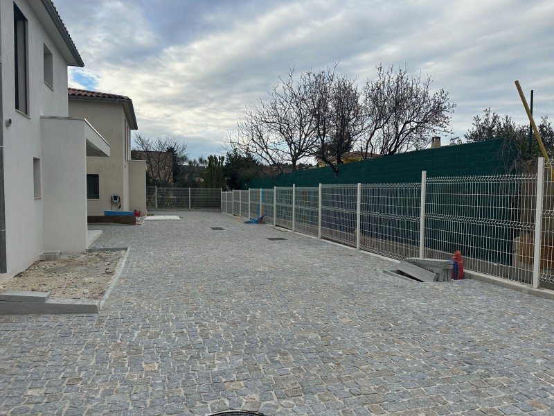 maison neuve à louer velaux 4 chambres T5 avec jardin clos piscine et ascenseur 13880