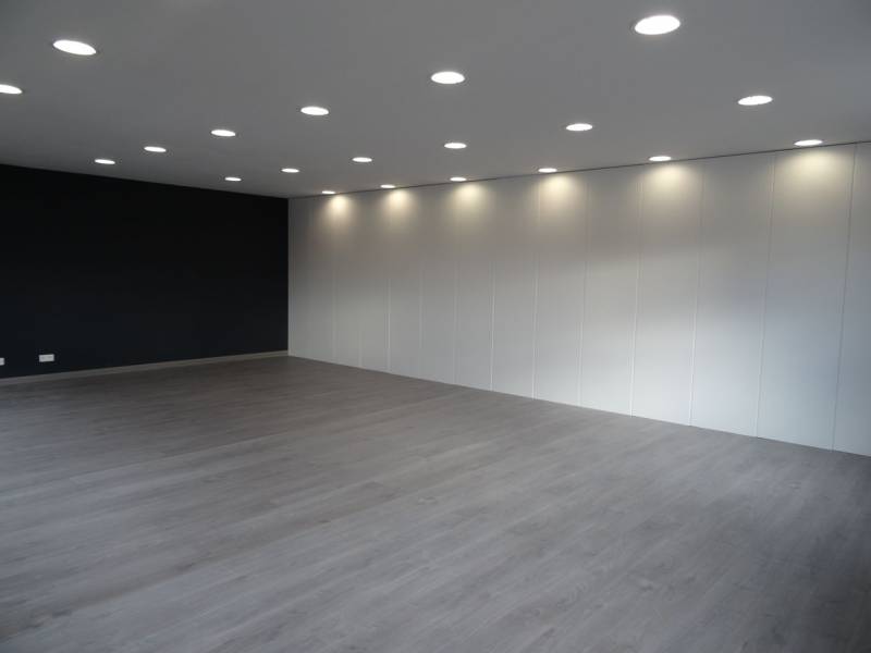 proche des axes routiers location de bureaux 60m² dans un environnement calme