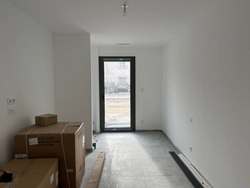 maison en location à velaux 4 chambres cuisine équipée et ouverte maison meublée T5