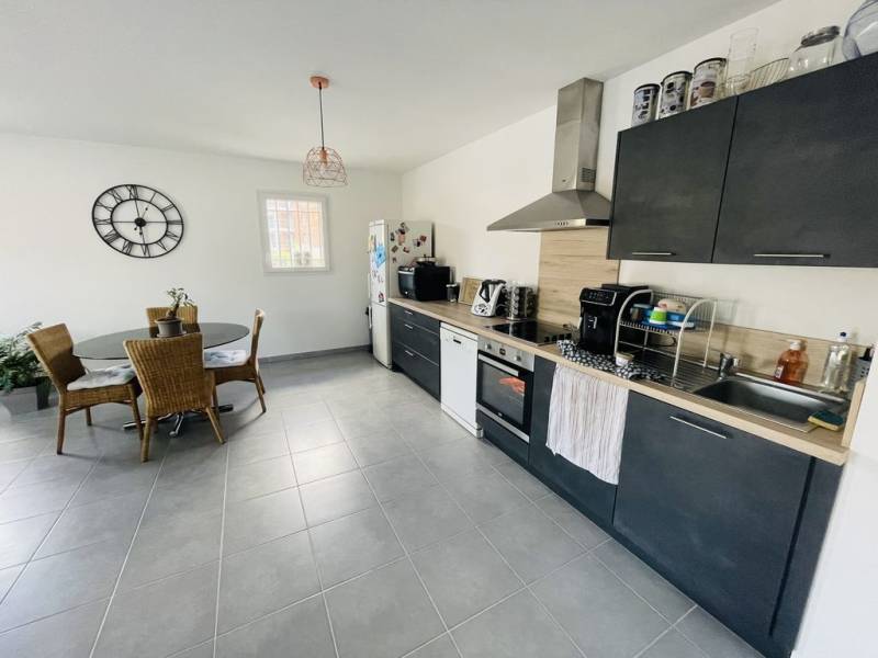 appartement à louer à ventabren loi pinel 13122 zone b1