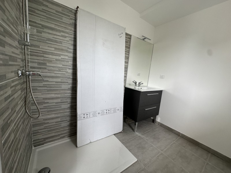 appartement neuf T2 à louer à aix en provence avec terrasse couverte