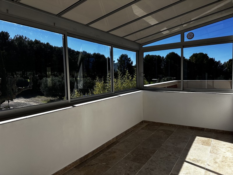 bel appartement à louer à velaux T3 au premier étage en campagne état neuf