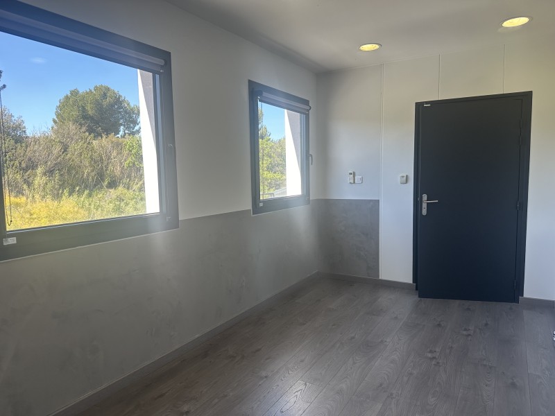 louer un bureau pour son activité professionnelle à velaux avec parking