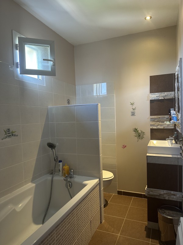 maison à vendre quartier du pilon blanc salon de provence 3 chambres piscine