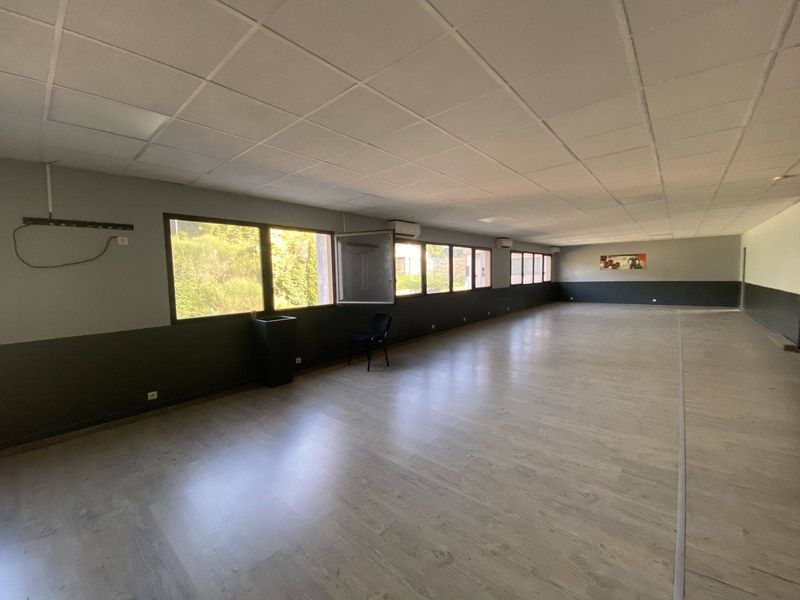 grand open space de bureaux à louer vitrolles