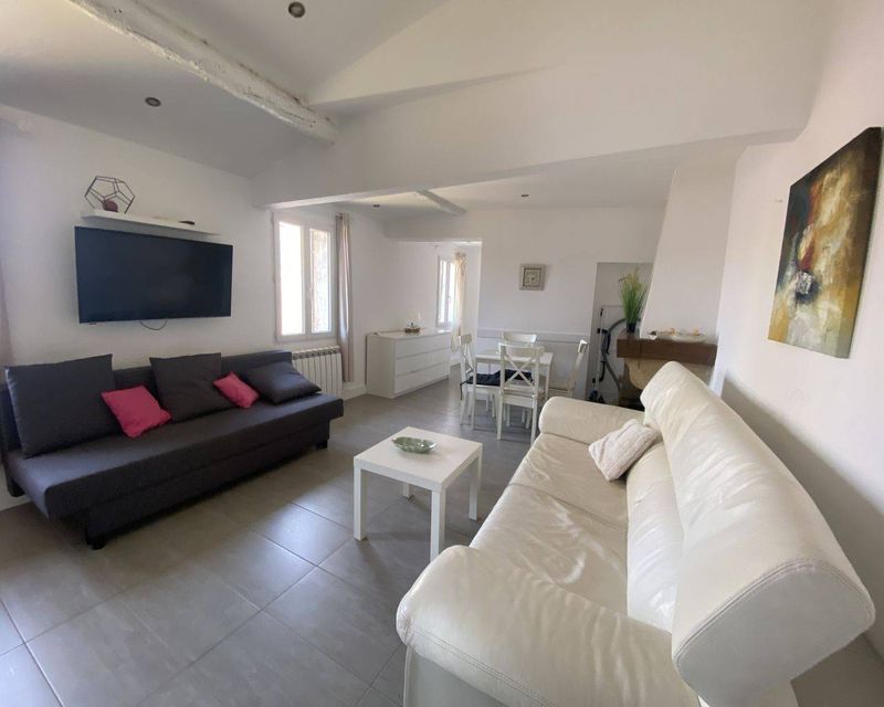 location T2 meublé excellent état aix en provence