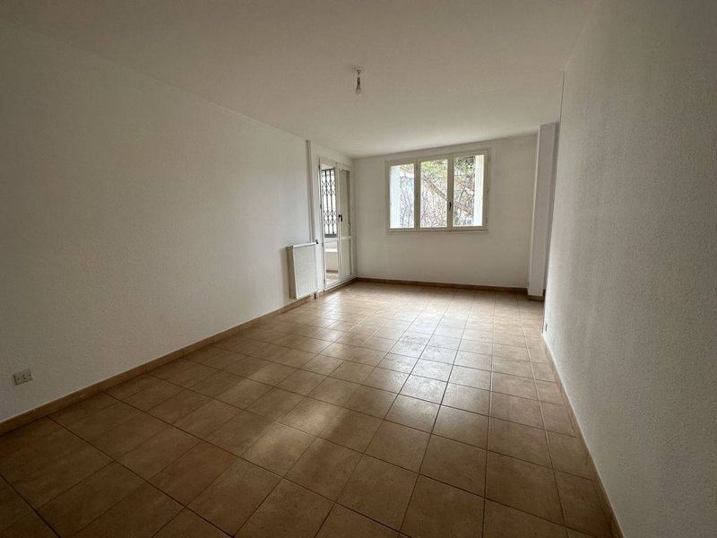 appartement à louer aix en provence 3 chambres sde et résidence fermée