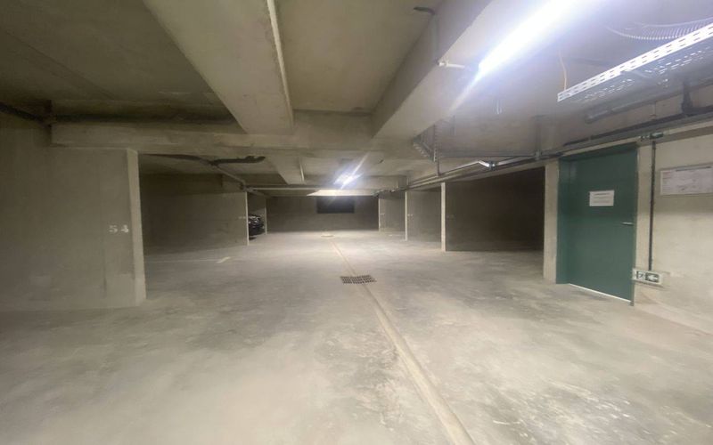 appartement en location état neuf avec 2 places de parking et balcon exposé sud