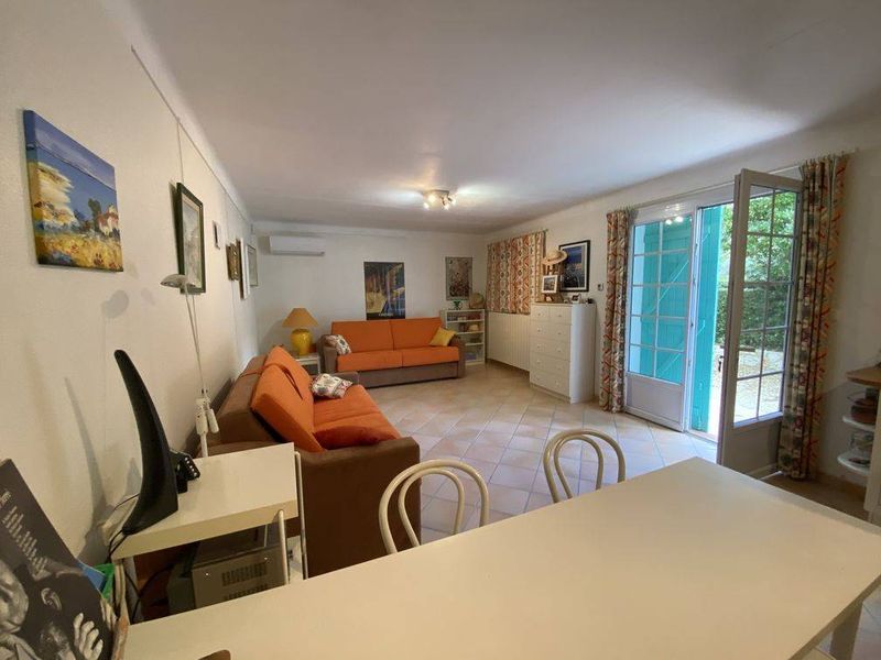maison avec studio attenant à vendre ventabren