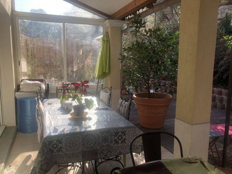 maison à vendre velaux mitoyenne par le garage 13880